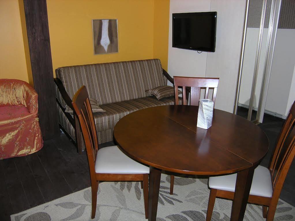 Art Villa On Sumskaya Street خاركيف المظهر الخارجي الصورة